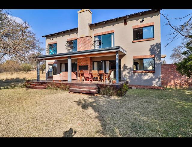 3 BEDROOM HOUSE SOLD IN LEEUWFONTEIN ESTATE